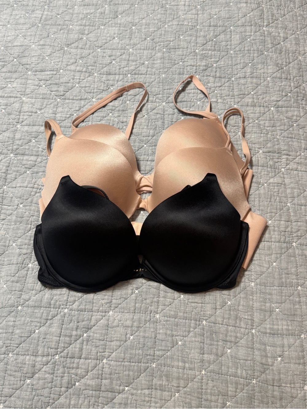 Lot of 3 Maidenform Underwire push-up bras Sz 34C Preowned